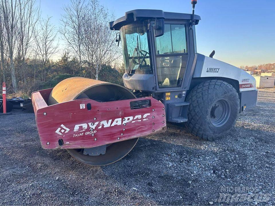 Dynapac CA 2500 D Грунтові котки
