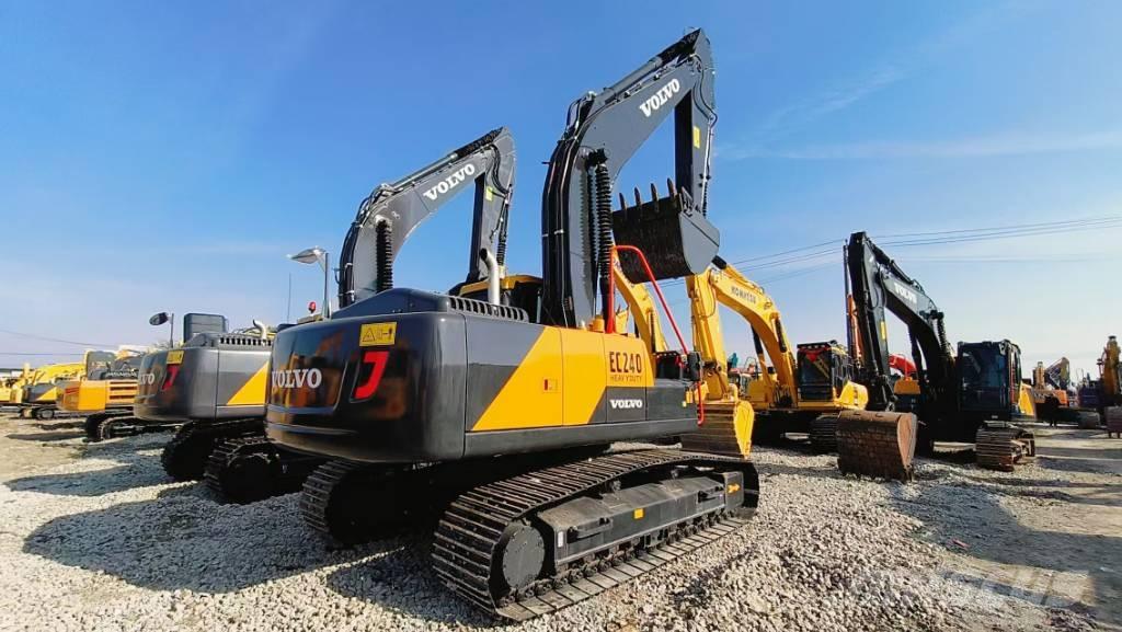 Volvo EC 240 Гусеничні екскаватори