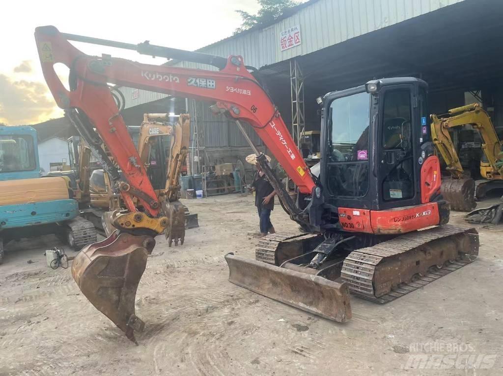 Kubota KX163 Гусеничні екскаватори