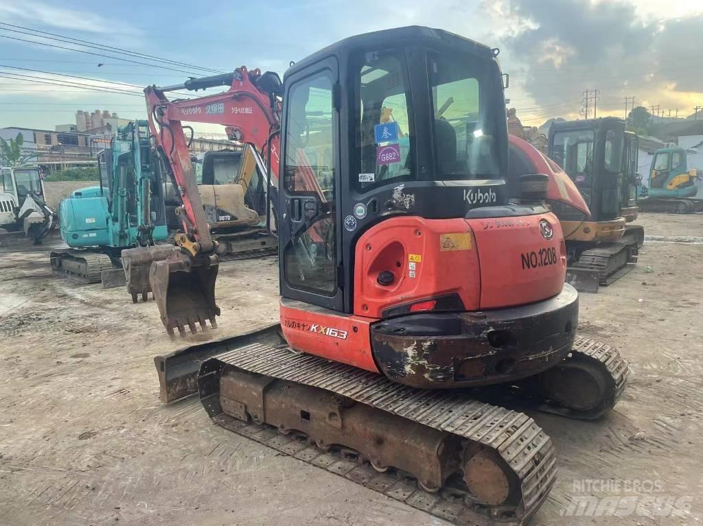 Kubota KX163 Гусеничні екскаватори