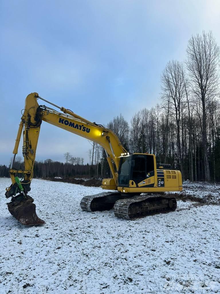 Komatsu PC210LC-11 Гусеничні екскаватори