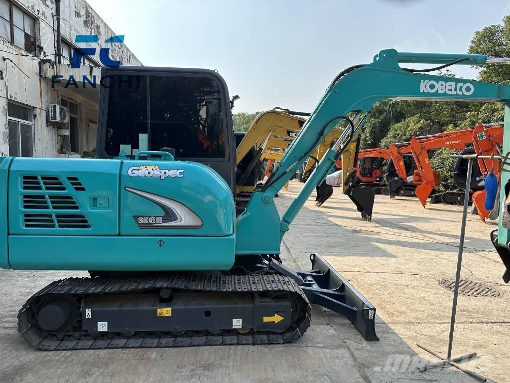 Kobelco SK 60 Гусеничні екскаватори