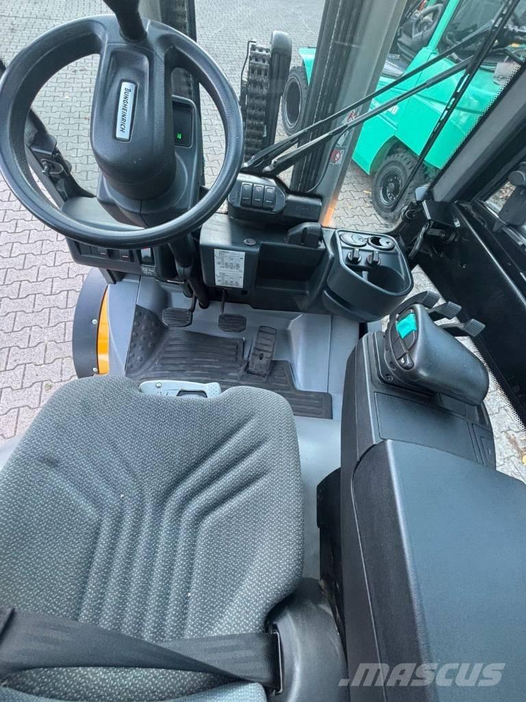 Jungheinrich TFG 435 Газові навантажувачі