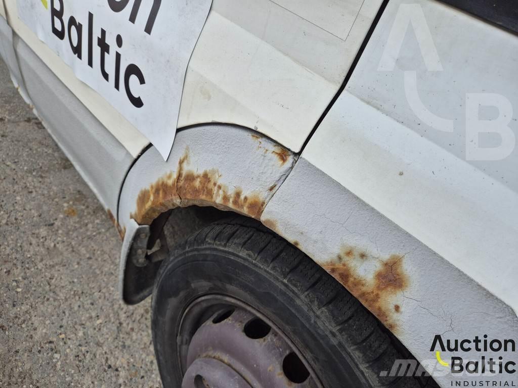 Ford Transit Фургони-самоскиди