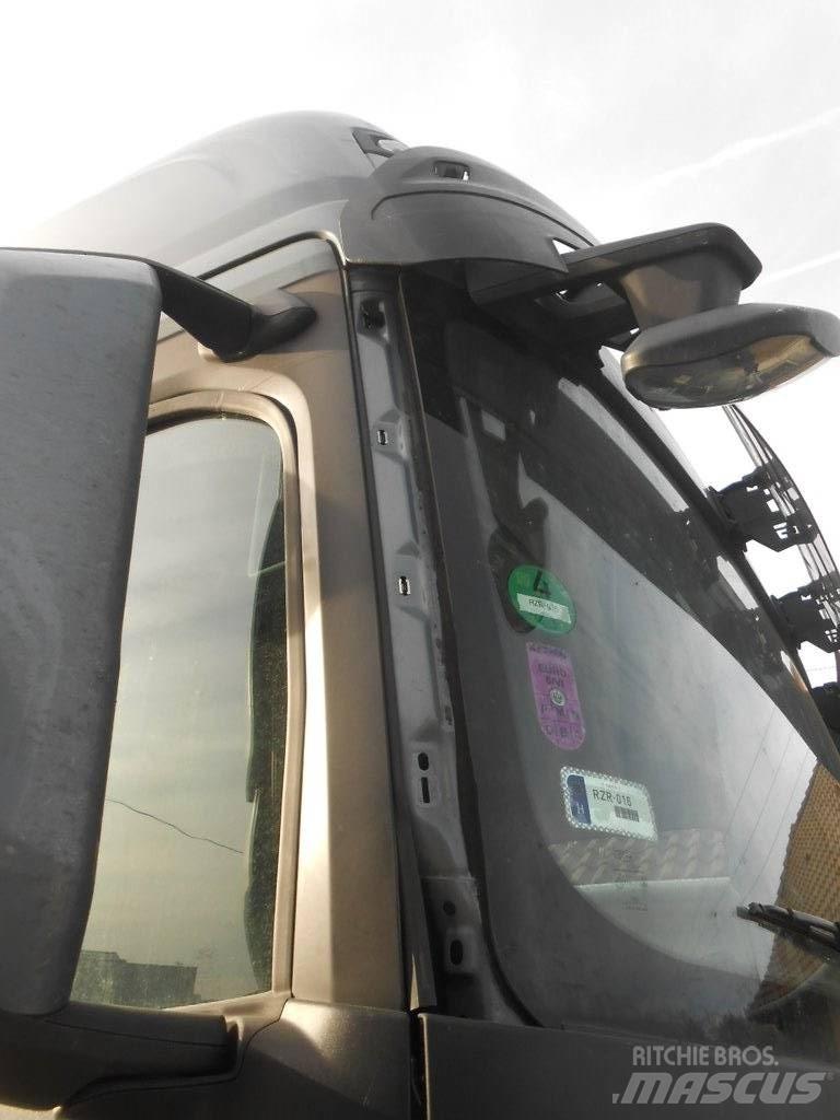 Ford F-MAX 4x2 MEGA Тягачі