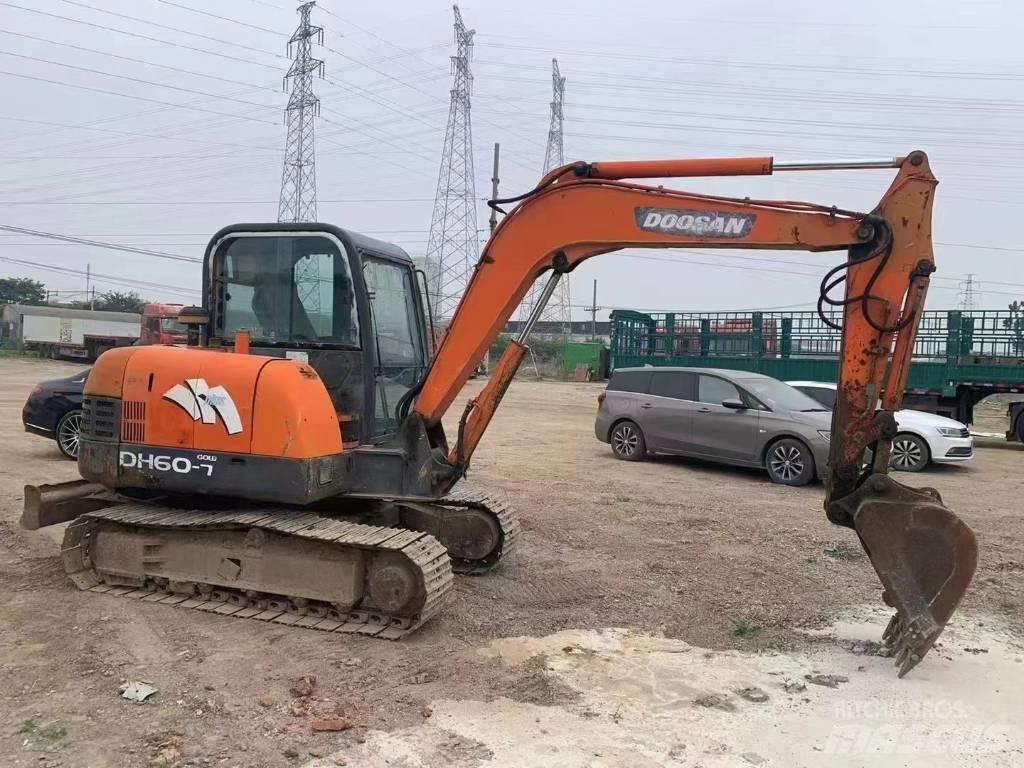 Doosan DH 60 Міні-екскаватори < 7т