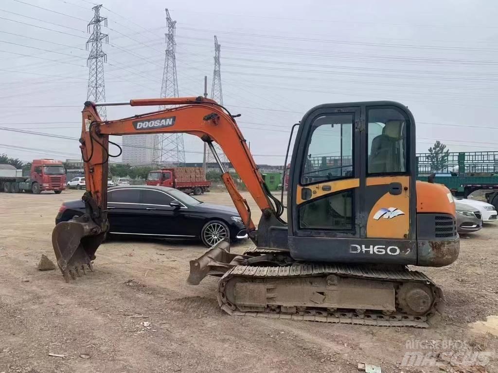 Doosan DH 60 Міні-екскаватори < 7т