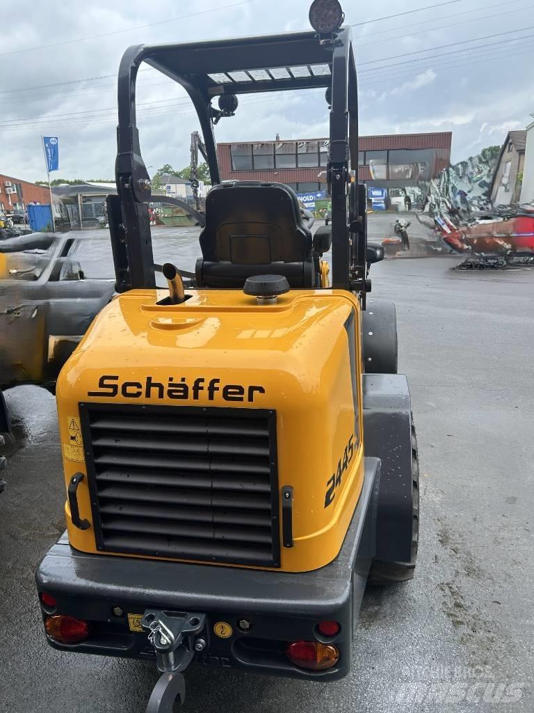 Schäffer 2445S Міні-навантажувачі