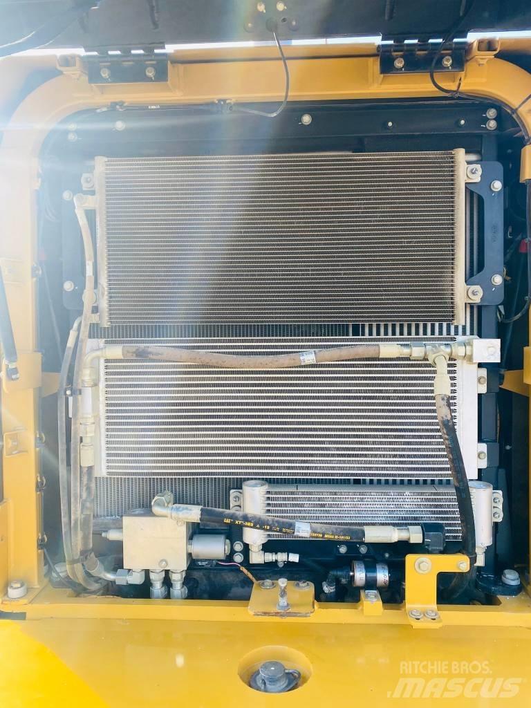 CAT 950 GC Фронтальні навантажувачі
