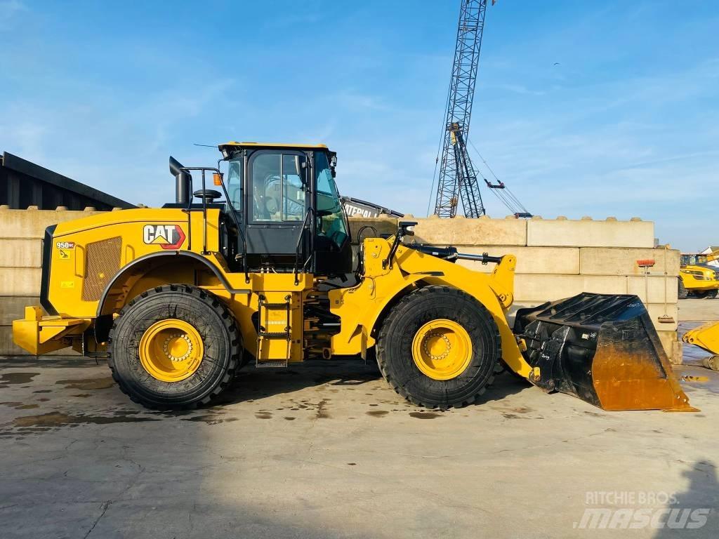 CAT 950 GC Фронтальні навантажувачі