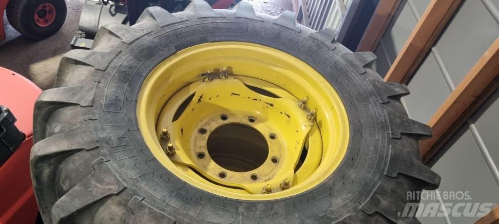 Michelin 14.9R24 Колеса