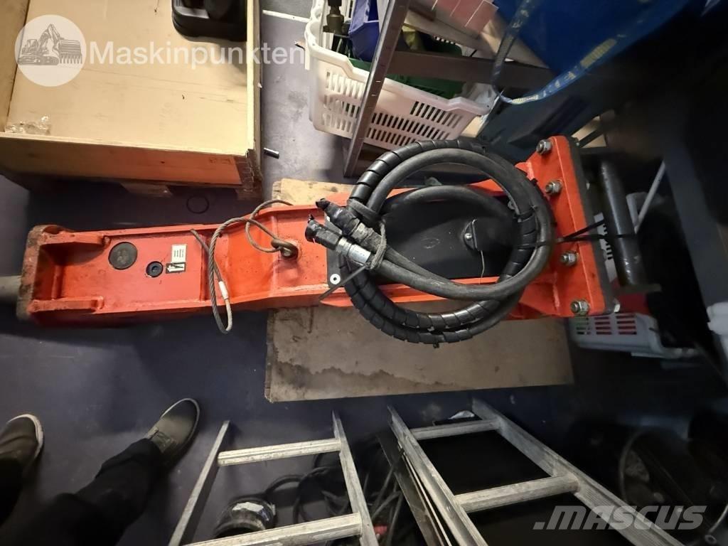 Rammer R 10 P Плуги