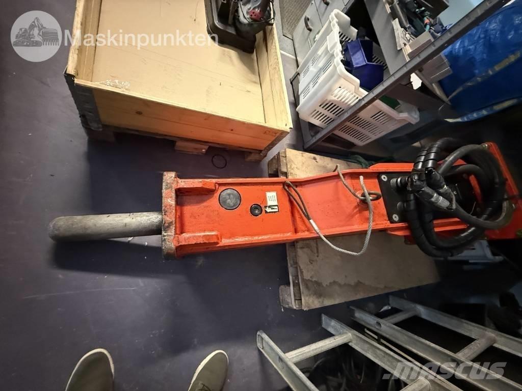 Rammer R 10 P Плуги