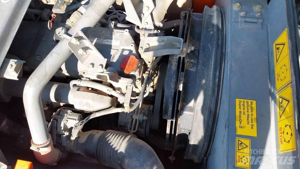 Hitachi ZX220W-5B Колісні екскаватори