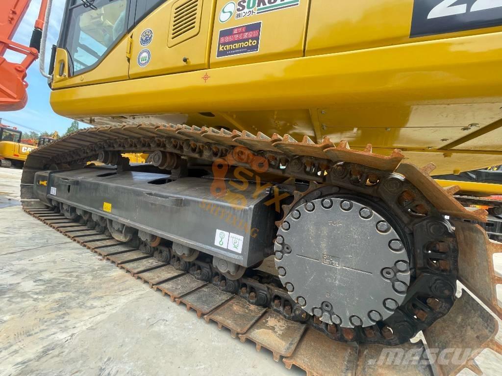 Komatsu PC 220-7 Гусеничні екскаватори