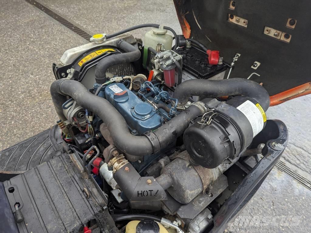 Kubota K 008-3 Міні-екскаватори < 7т