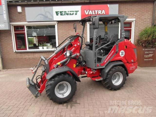 Weidemann 1390 Багатофункціональне обладнання для вантажних і землекопальних робіт