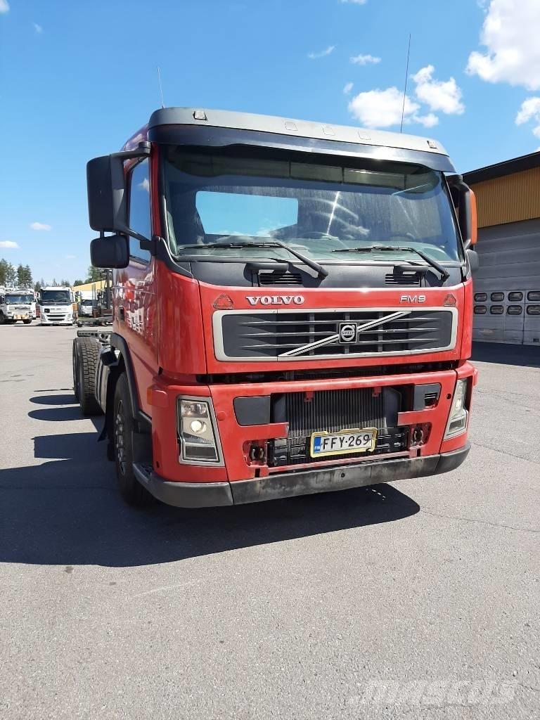 Volvo FM 9 Шасі з кабіною