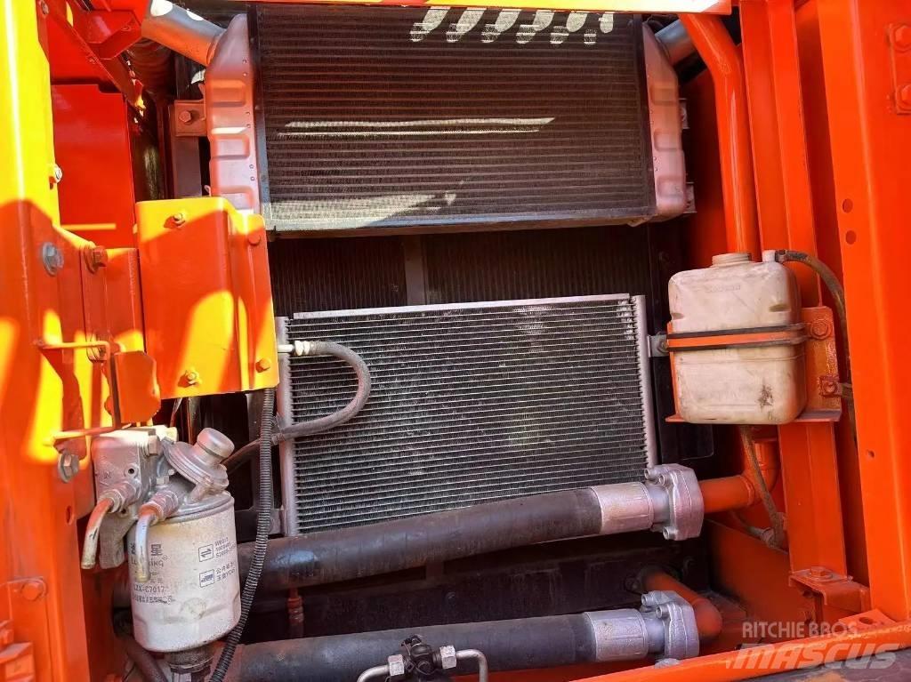 Doosan DX 225 LC Міні-екскаватори < 7т