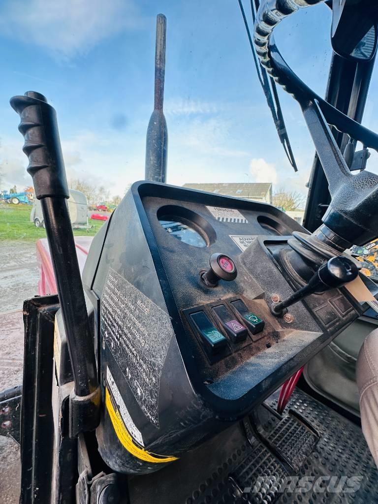 CASE 844 XL Трактори