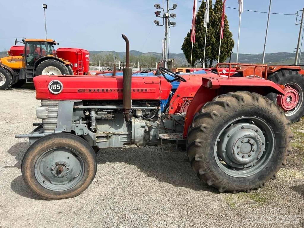 Massey Ferguson 165 Трактори