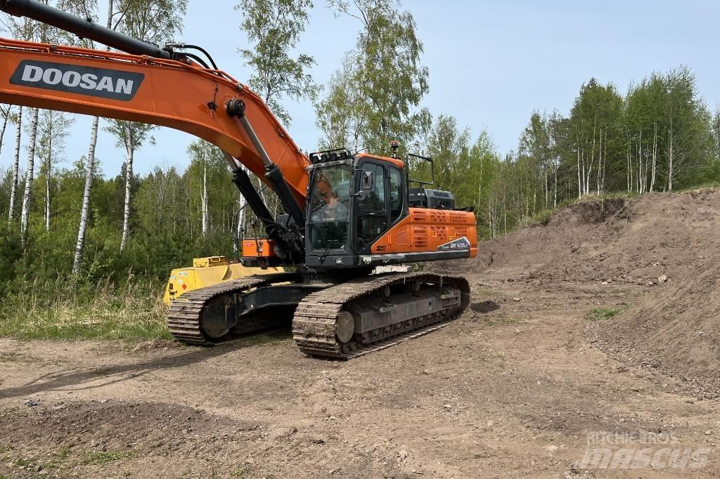 Doosan DX 420 LC Гусеничні екскаватори