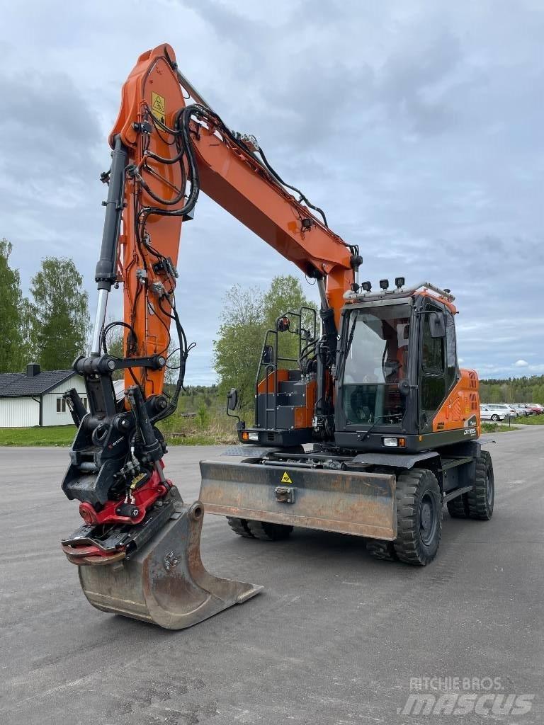 Doosan DX 165 W Колісні екскаватори