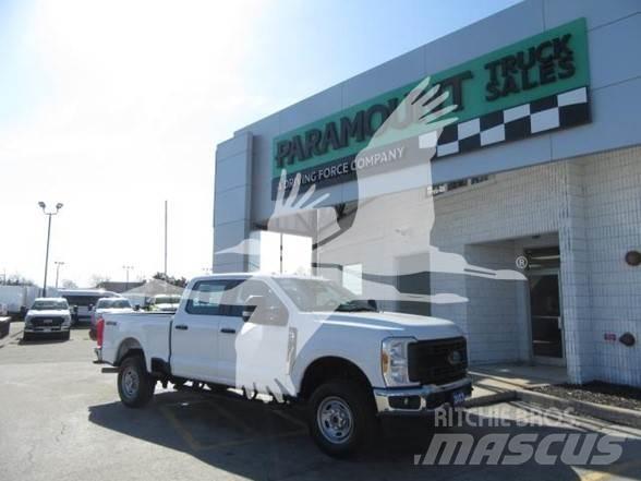Ford F250 Будтехніка - Інші