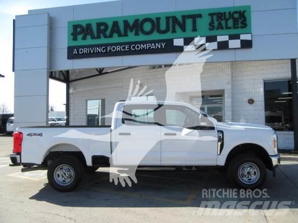 Ford F250 Будтехніка - Інші