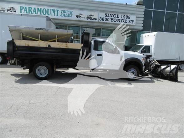 Ford F550 Розсіювачі солі та піску