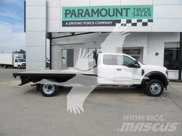 Ford F550 Вантажівки-платформи/бокове розвантаження
