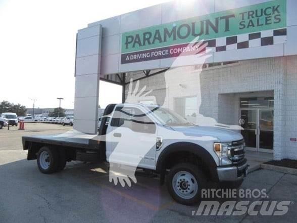 Ford F550 Вантажівки-платформи/бокове розвантаження