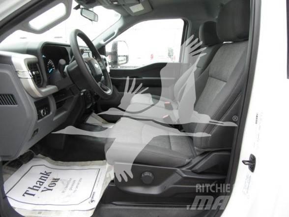 Ford F550 Будтехніка - Інші