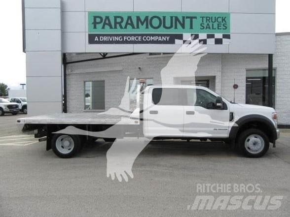 Ford F550 Вантажівки-платформи/бокове розвантаження