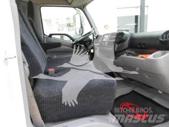 Hino 195 Вантажівки-платформи/бокове розвантаження