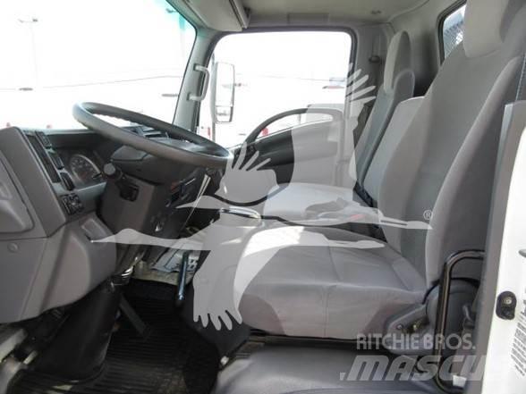 Isuzu NRR Вантажівки-платформи/бокове розвантаження