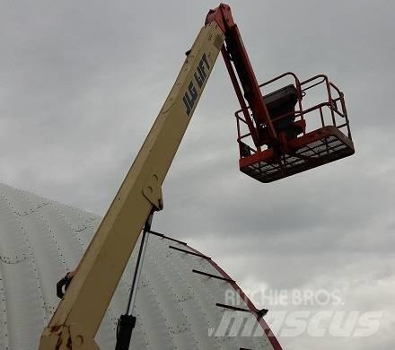 JLG AJ 600 Компактні самохідні стрілові підйомники