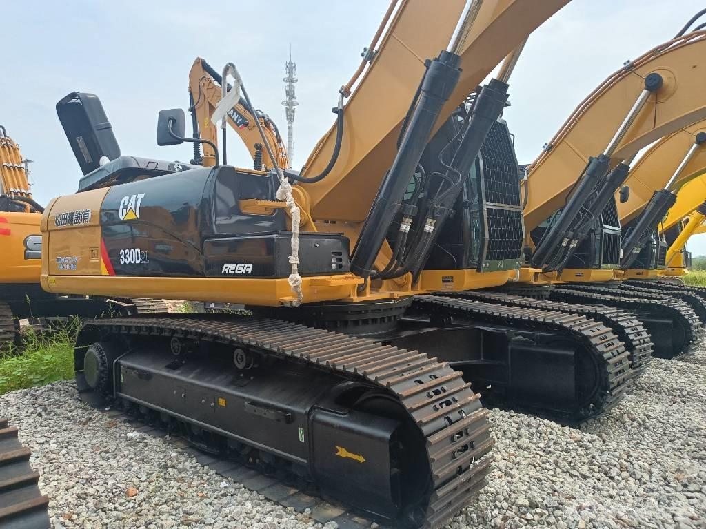 CAT 330D2L Середні екскаватори 7т. - 12т.