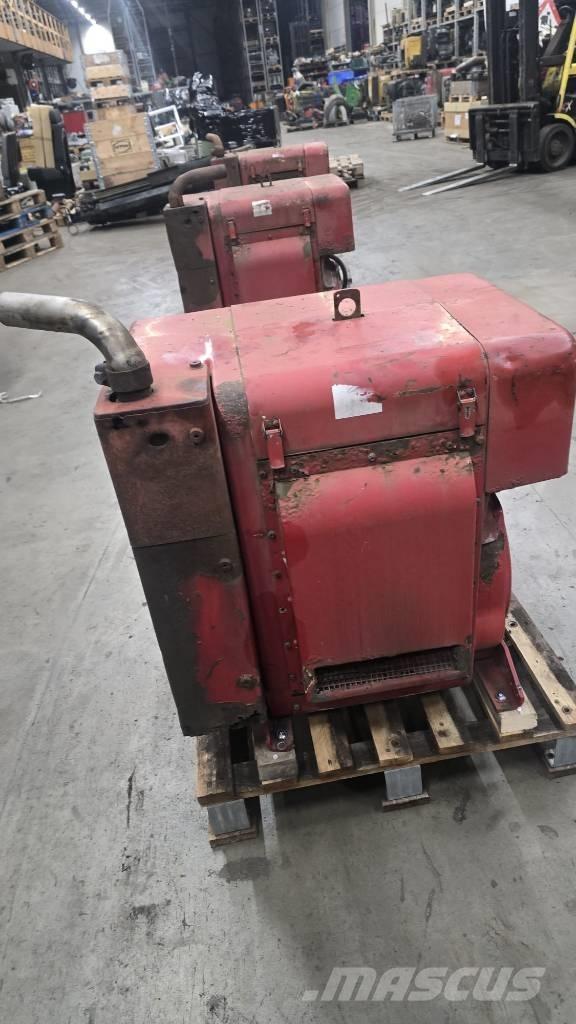 Hatz 2L41C Двигуни