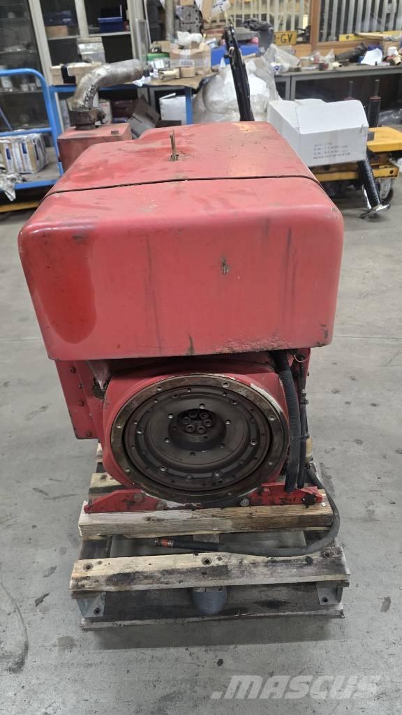 Hatz 2L41C Двигуни