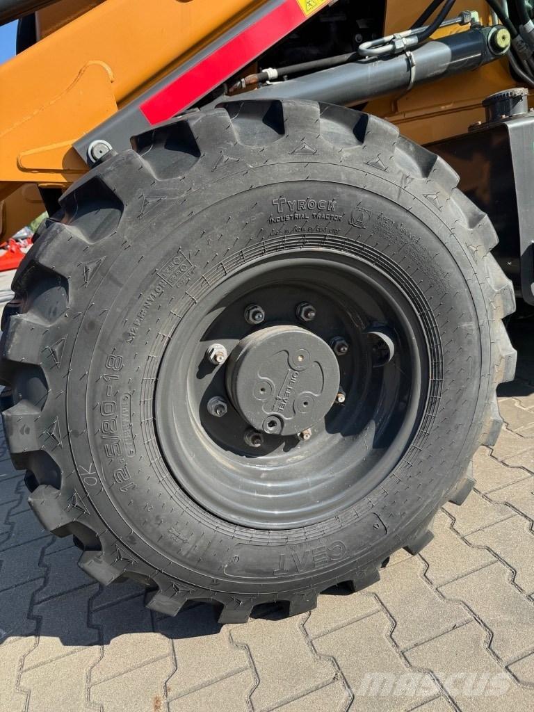 CASE 851 EX 4WD Pro Екскаватори-навантажувачі