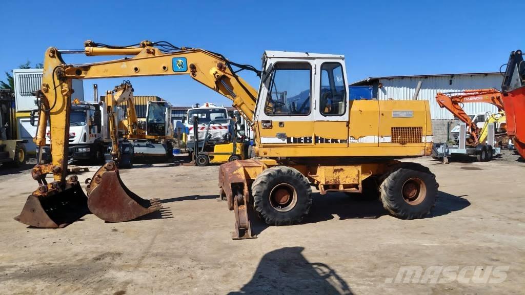 Liebherr A 902 Колісні екскаватори