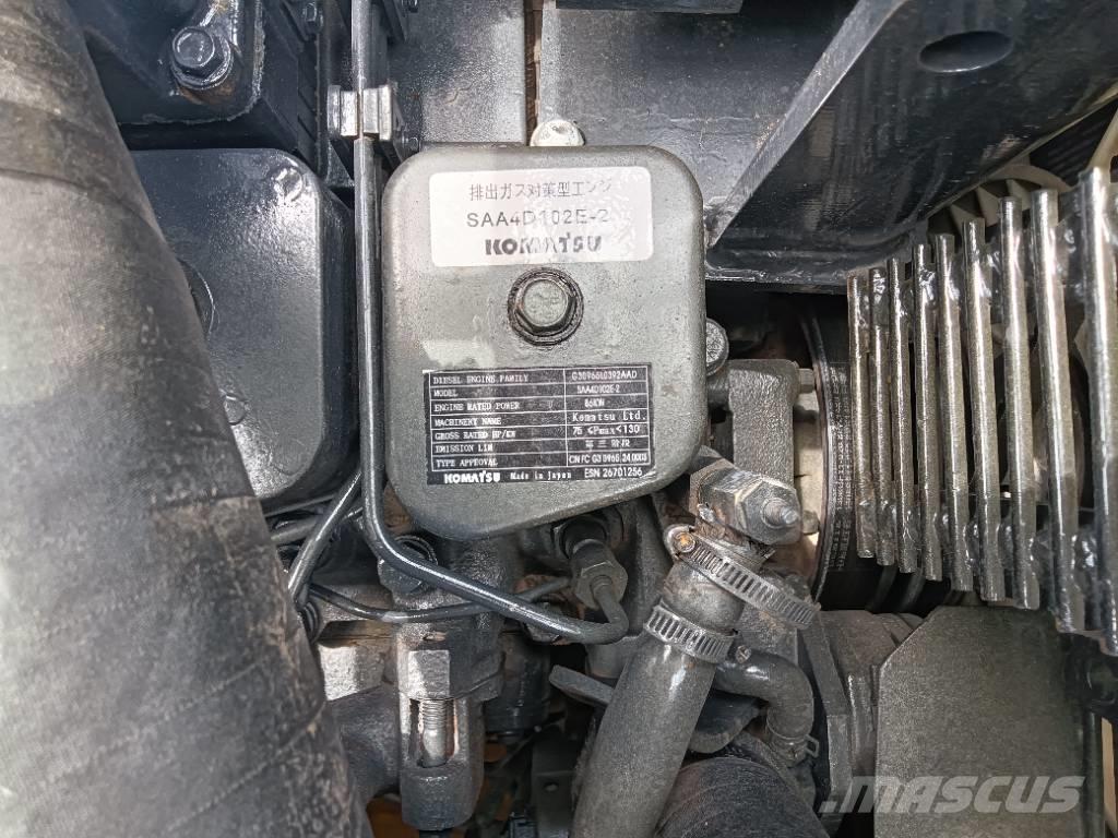 Komatsu PC 160 Гусеничні екскаватори