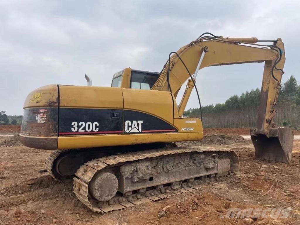 CAT 320 C Гусеничні екскаватори