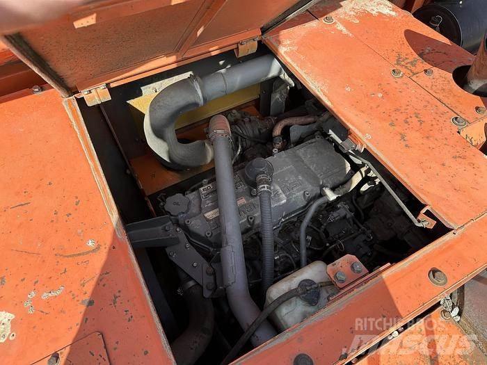 Hitachi EG70R Гусеничні самоскиди
