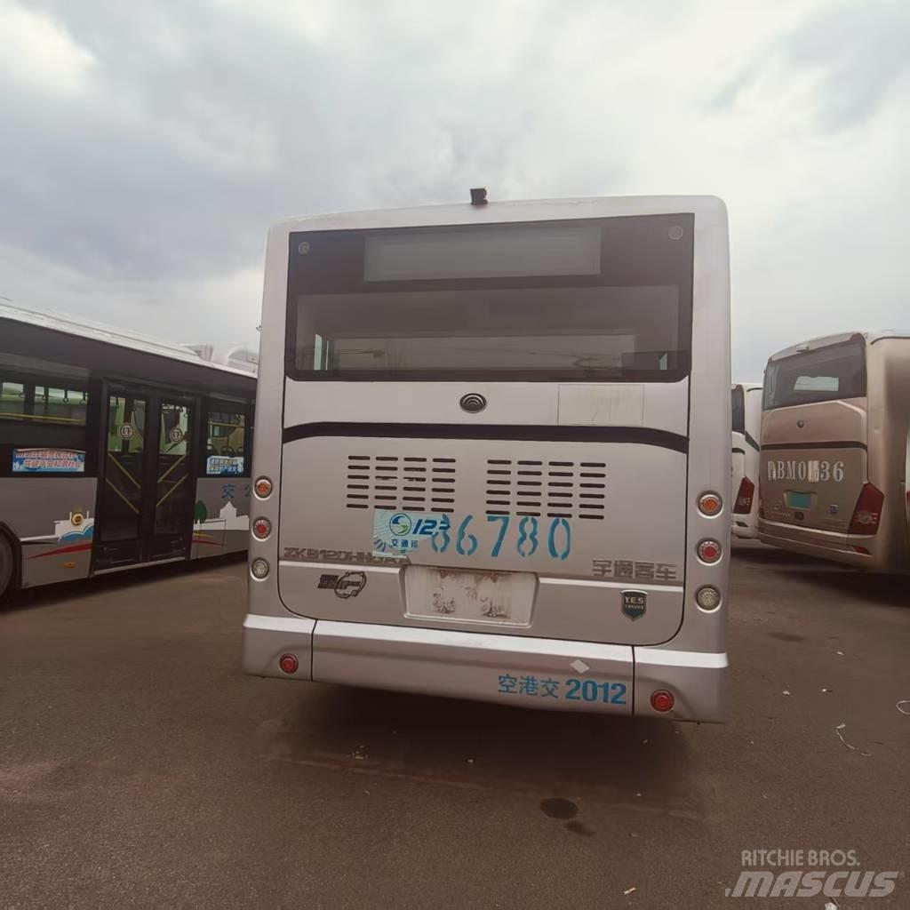 Yutong ZK6120DHNGAA Міські автобуси