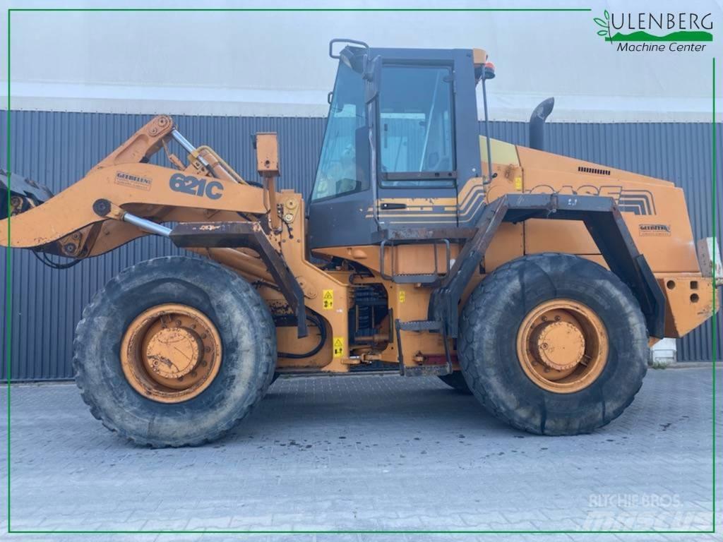 CASE 621 C Фронтальні навантажувачі
