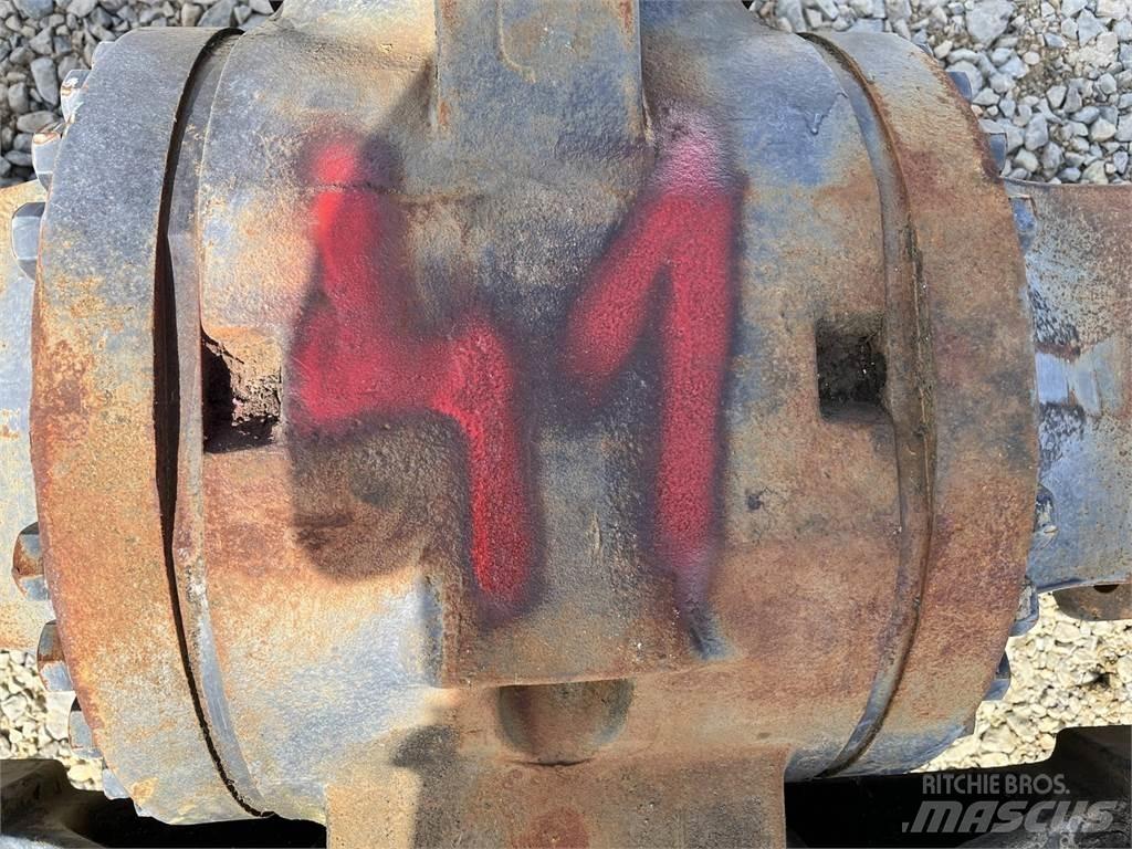 Komatsu 941.1 Коробка передач