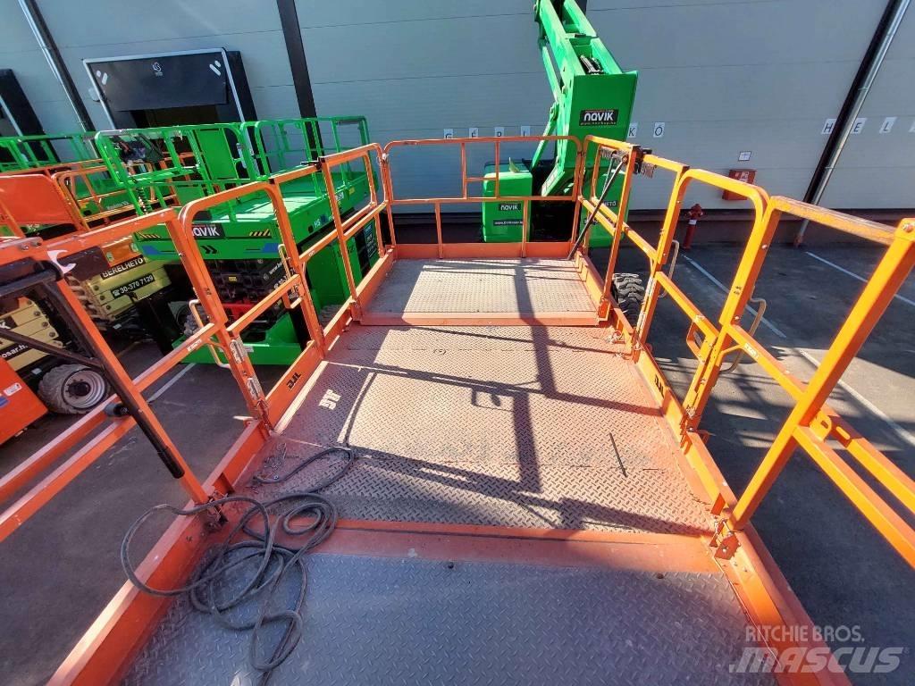 JLG 430 LRT Підйомники-ножиці