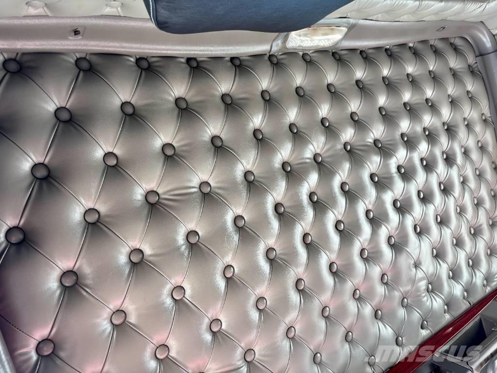 Kenworth W 900 Тягачі